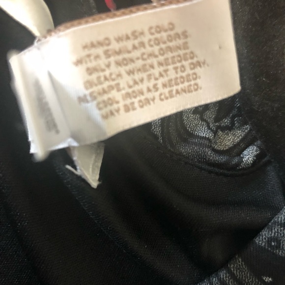 CHICO’s Size 1 Ombré print sleeveless sheath dress - Picture 4 of 4